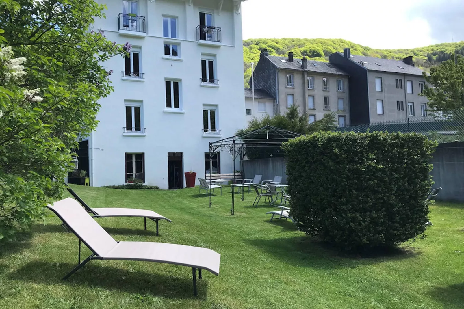 L´Aubrac - Le Mont Dore 2pers - Tuinen zomer