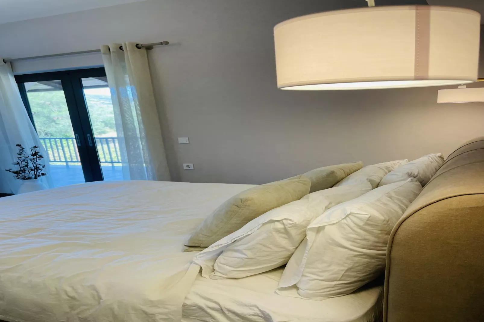 Andriana’s apartment  A fully equipped 2-BR apt in the countryside-Slaapkamer