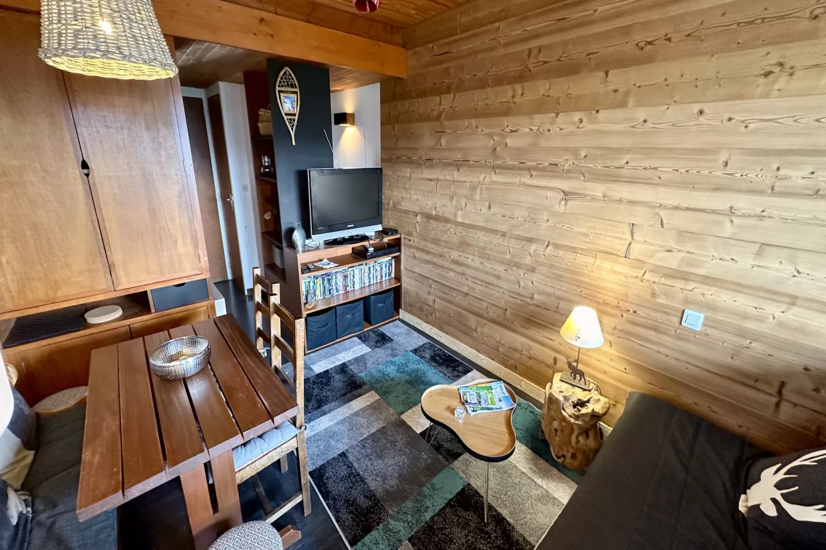 Le Joy - 10min des pistes - 5 pers - Woonkamer