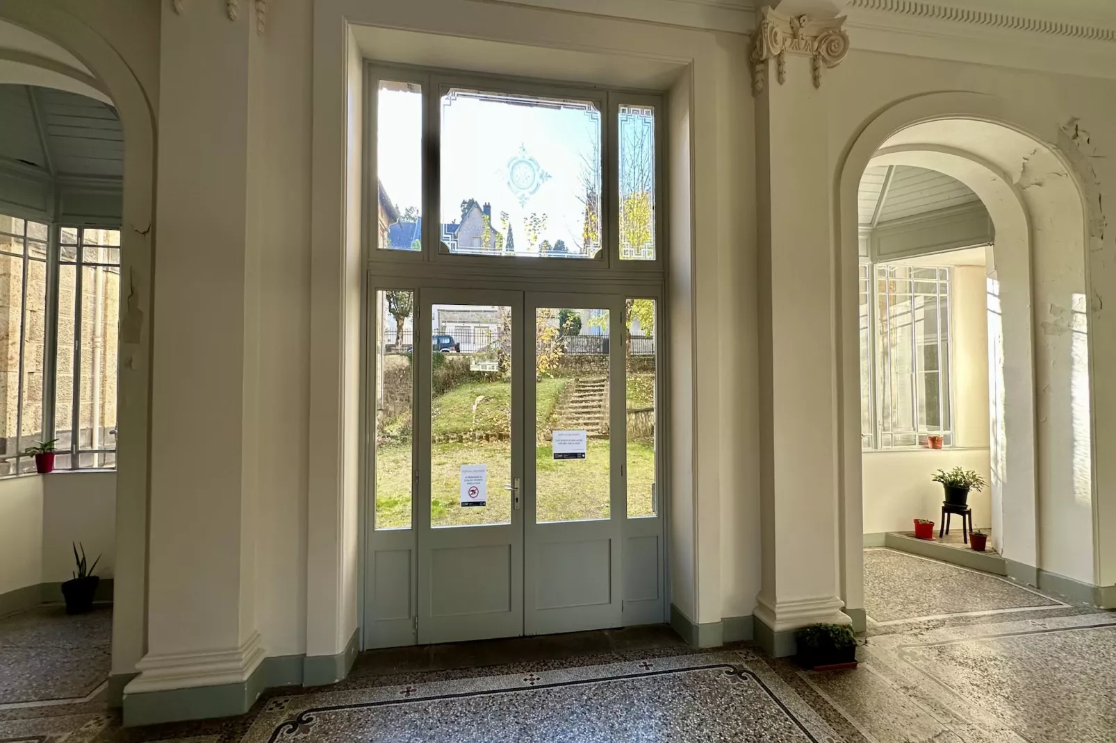 Le Métropole 410 La Bourboule-Hal-ontvangst