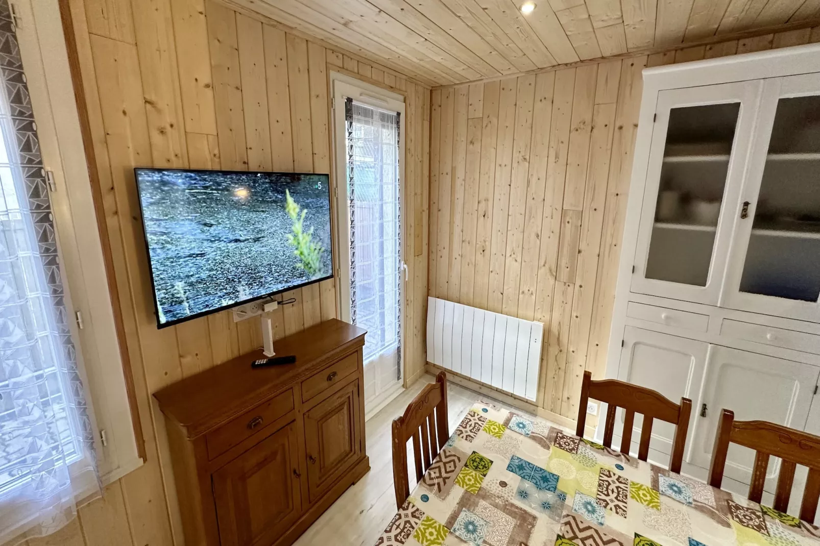 Les Myrtilles Le Mont Dore 6pers - Eetkamer