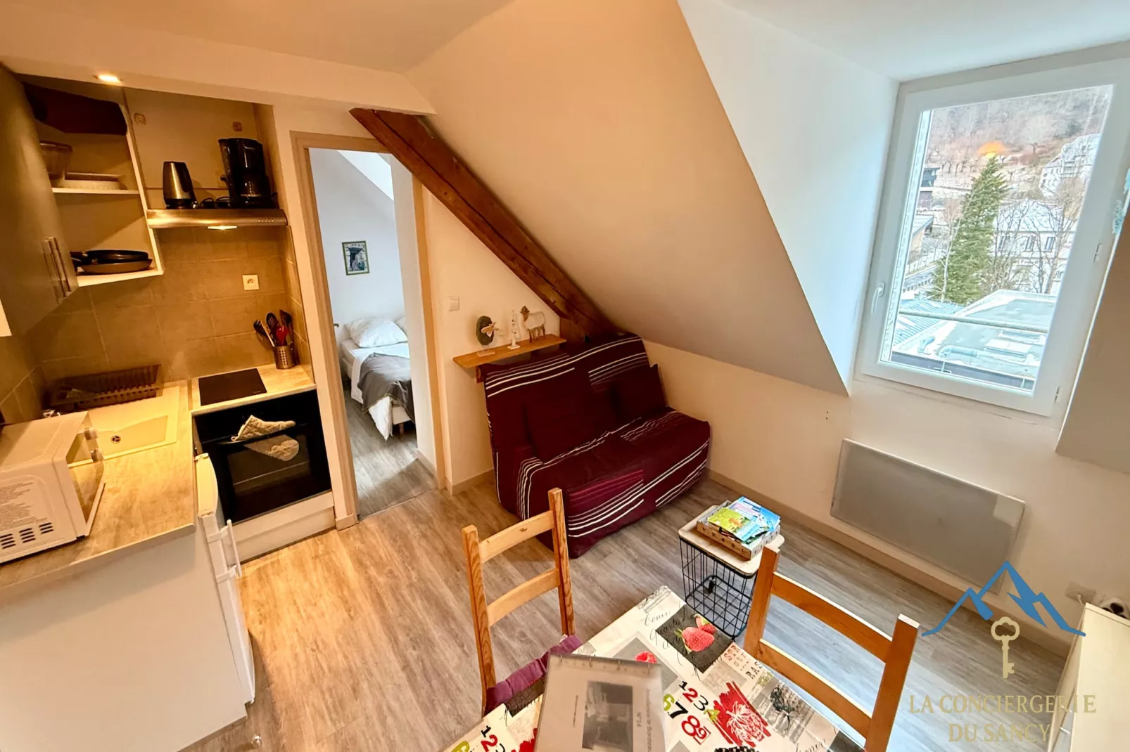 Le Bordeaux 14 Le Mont Dore 2/4pers-Eetkamer