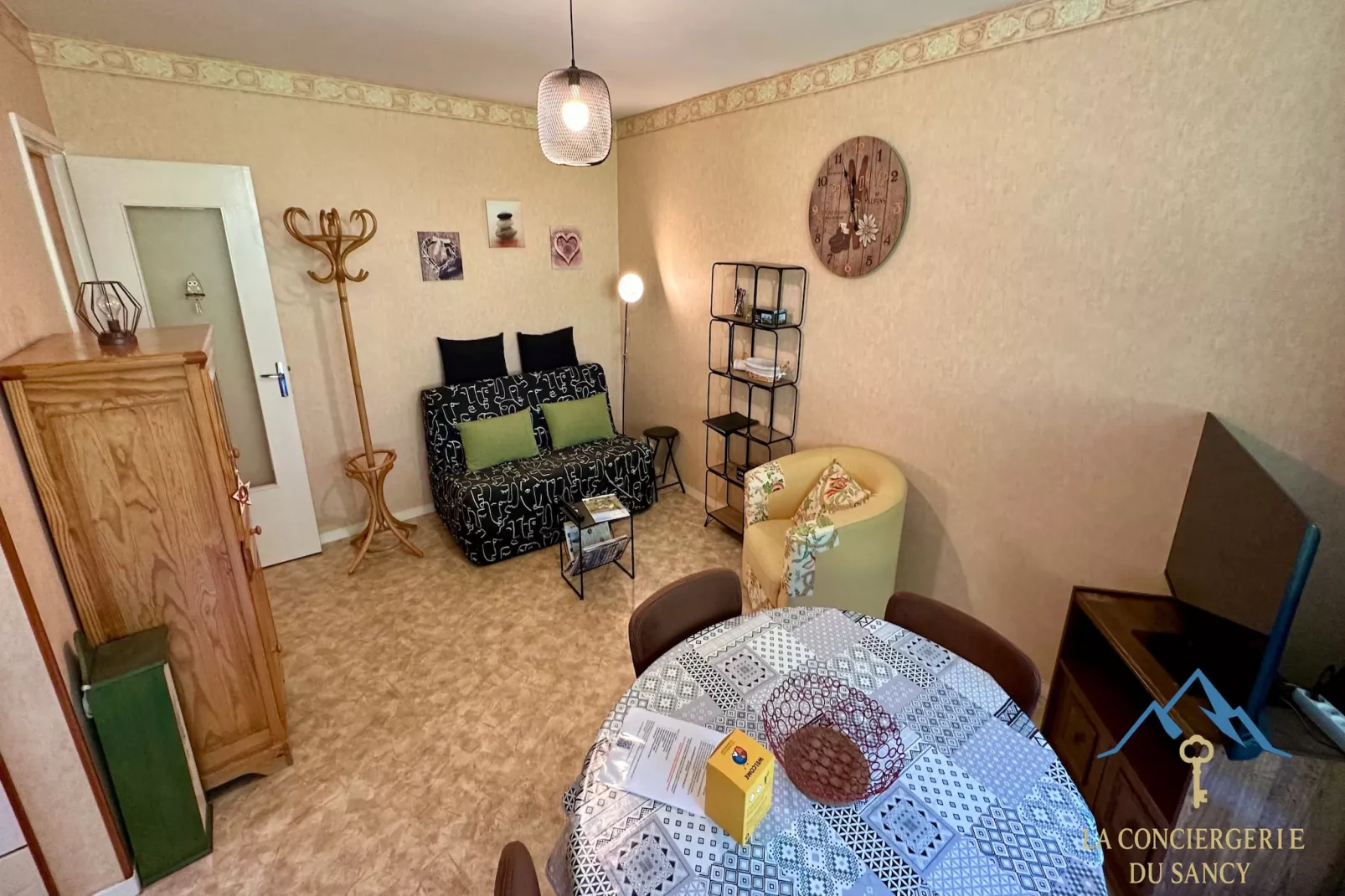 Le Pradet A 781 - Mont Dore 4 pers-Eetkamer