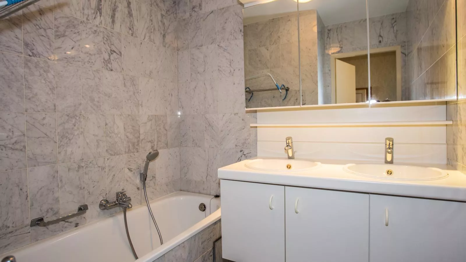 Prestige I - 0202-Badkamer