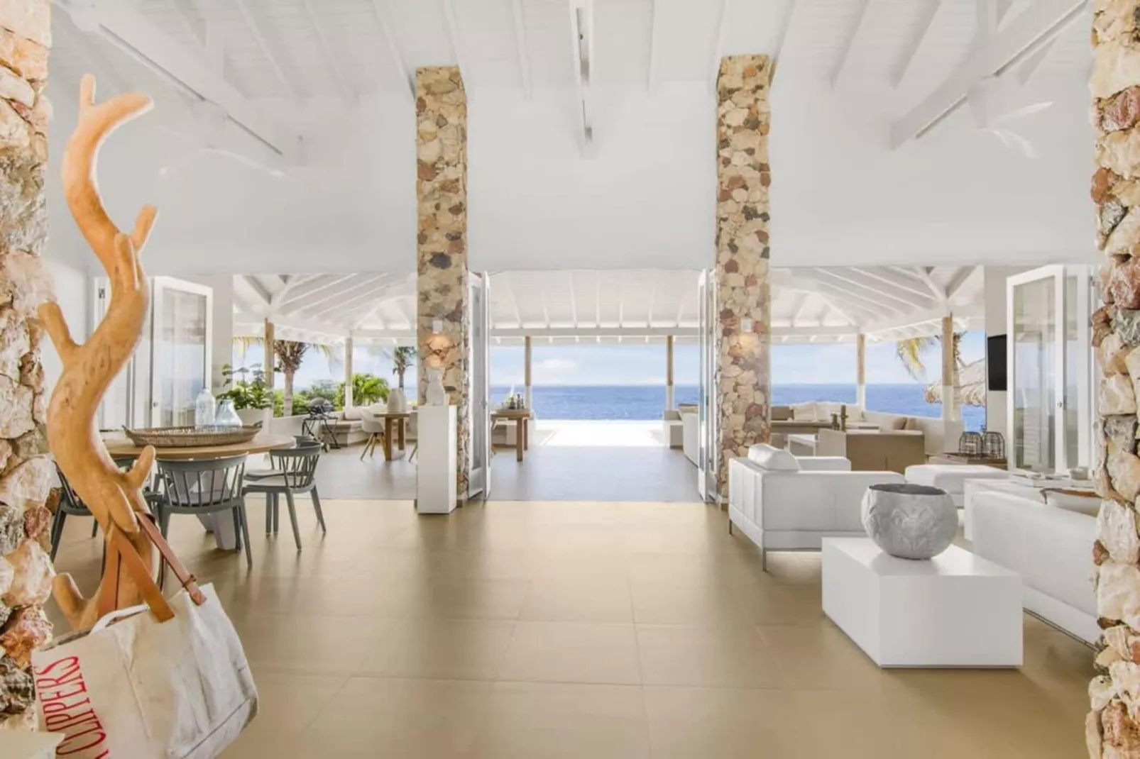 Holidays | 35-Woonkamer