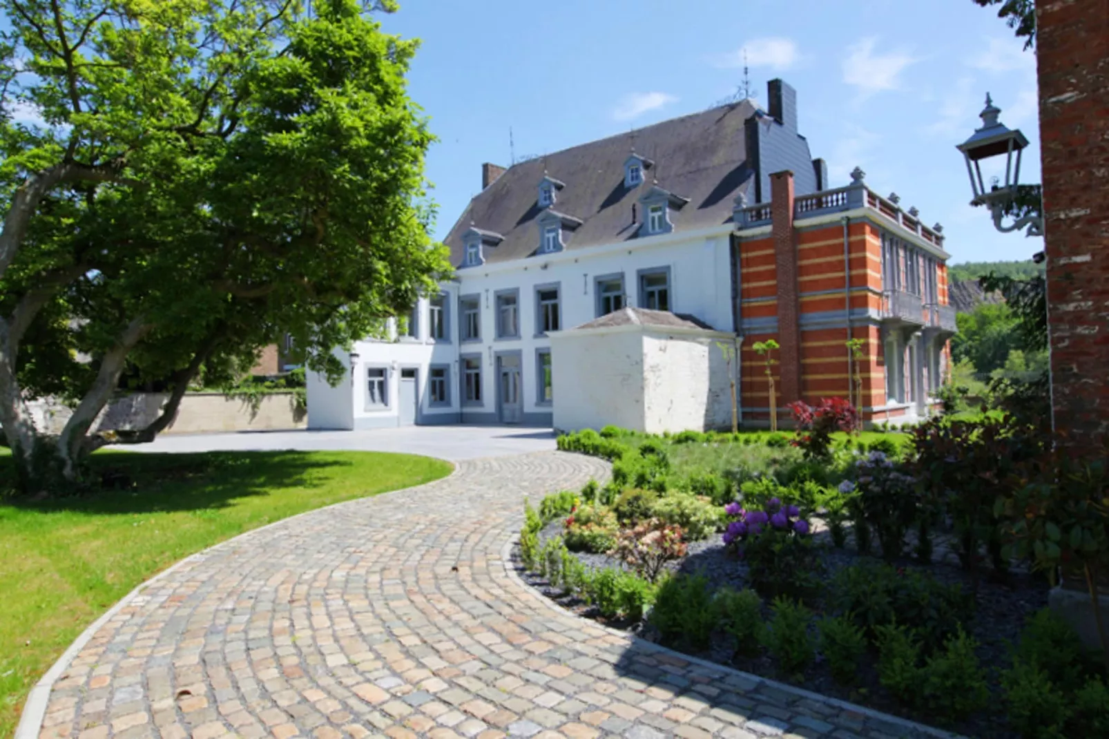 Villa Mosa - Buitenkant zomer