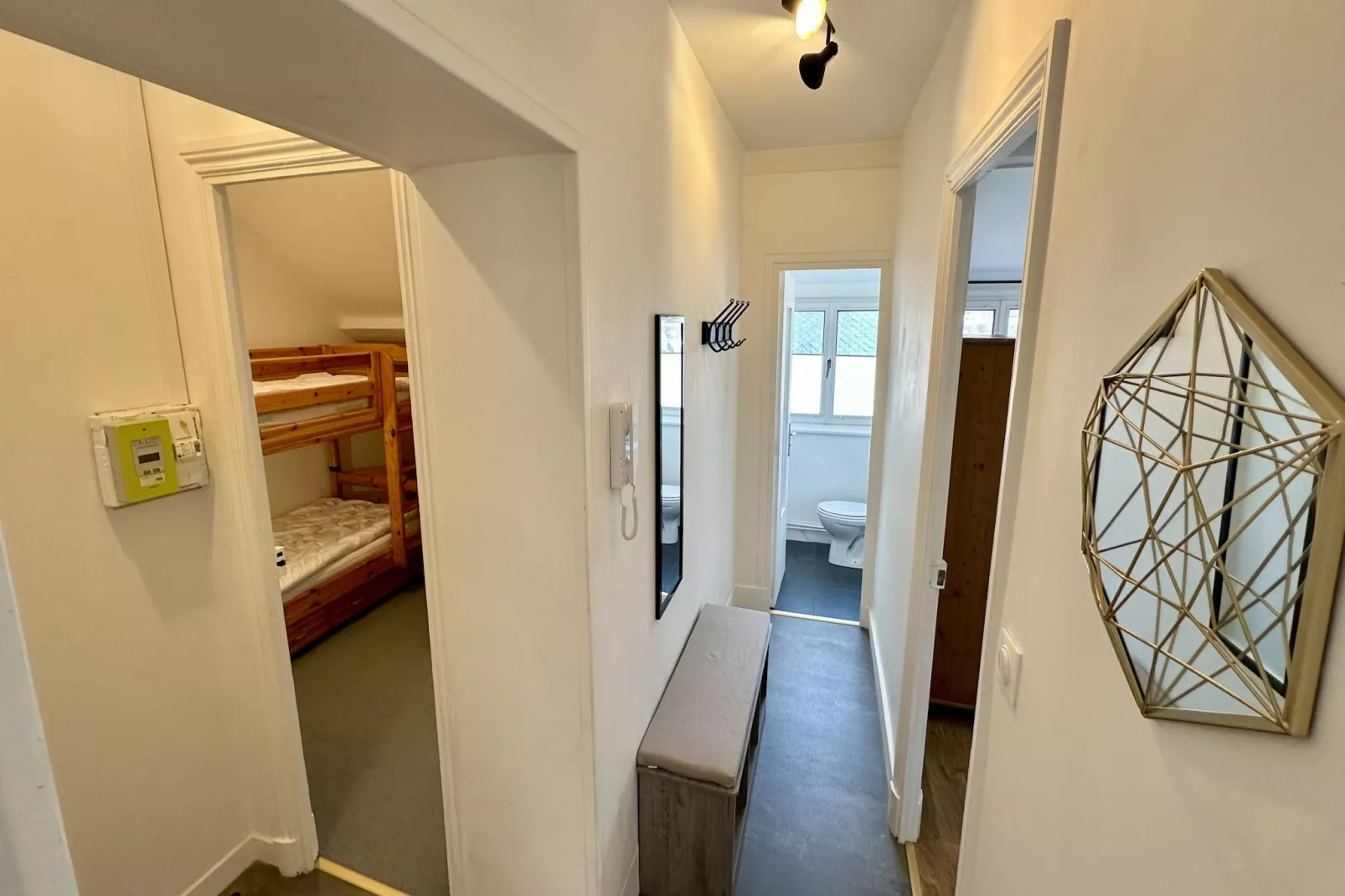 Villa Pax 4 - La Bourboule 6pers-Overloop