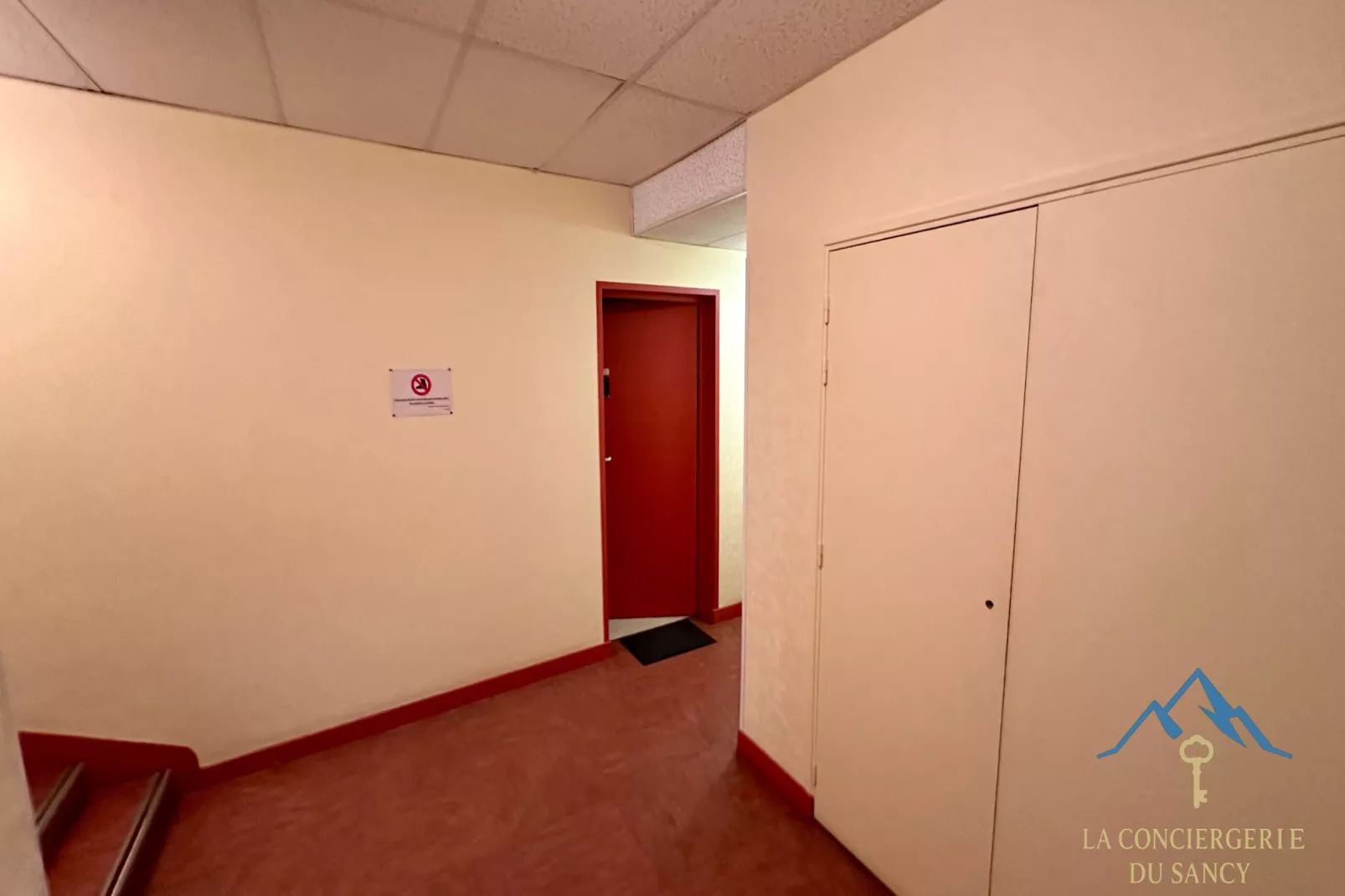 Les Ambassadeurs 106 La Bourboule 2/4pers - Overloop