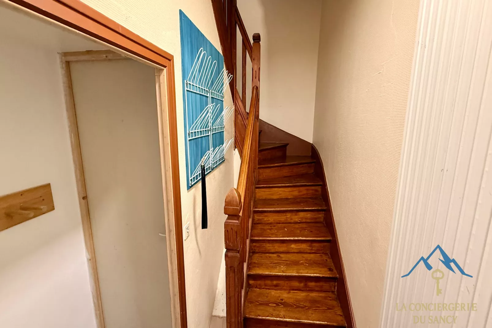 Les Soldanelles Le Mont Dore 12 pers - Overloop