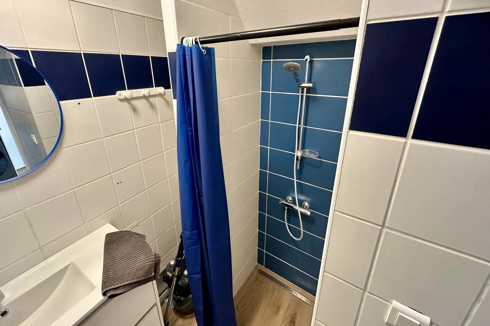 Le T2 Montlosier Le Mont Dore 4 pers-Badkamer