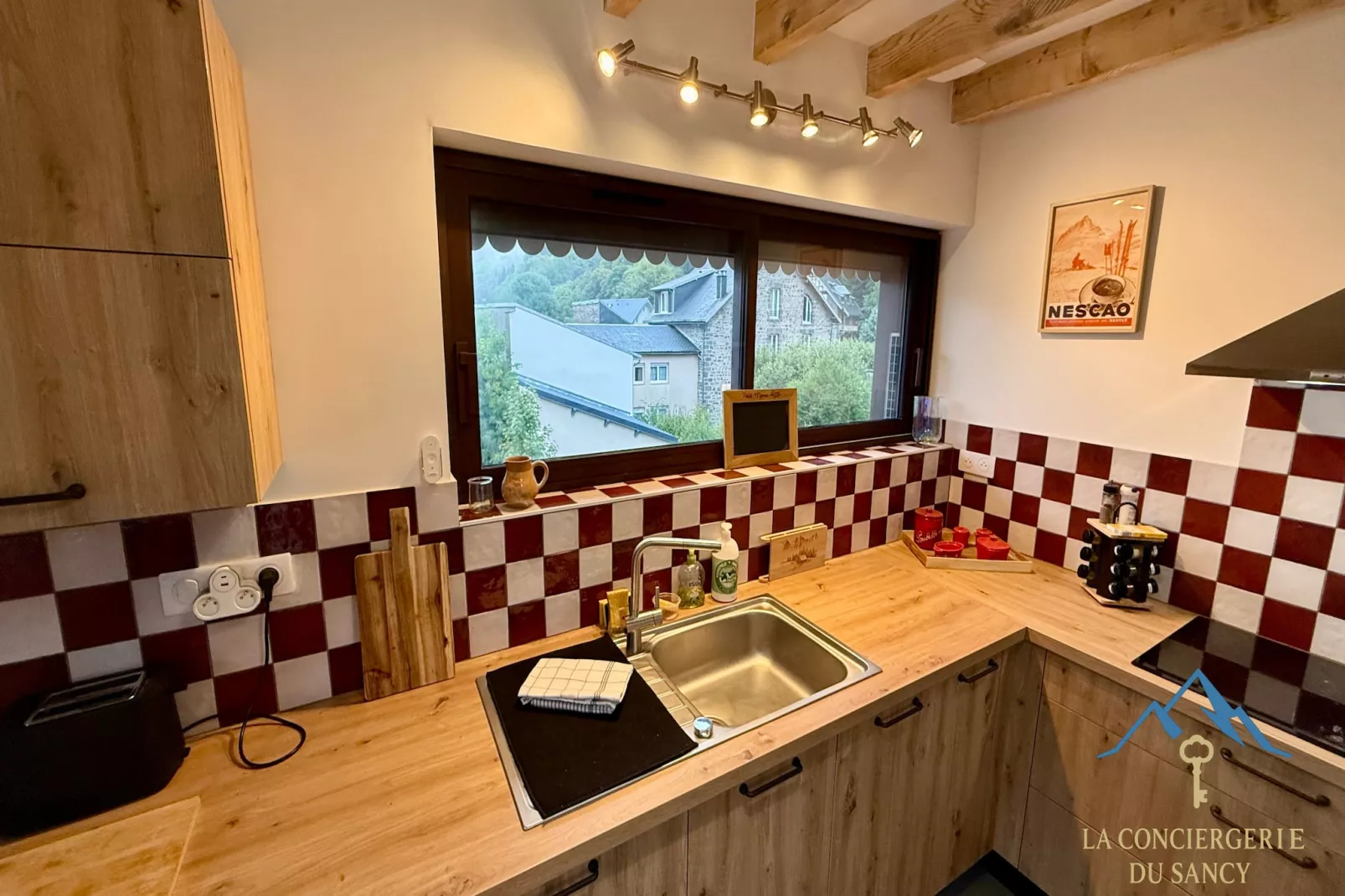 La Cascada Le Mont Dore-Keuken