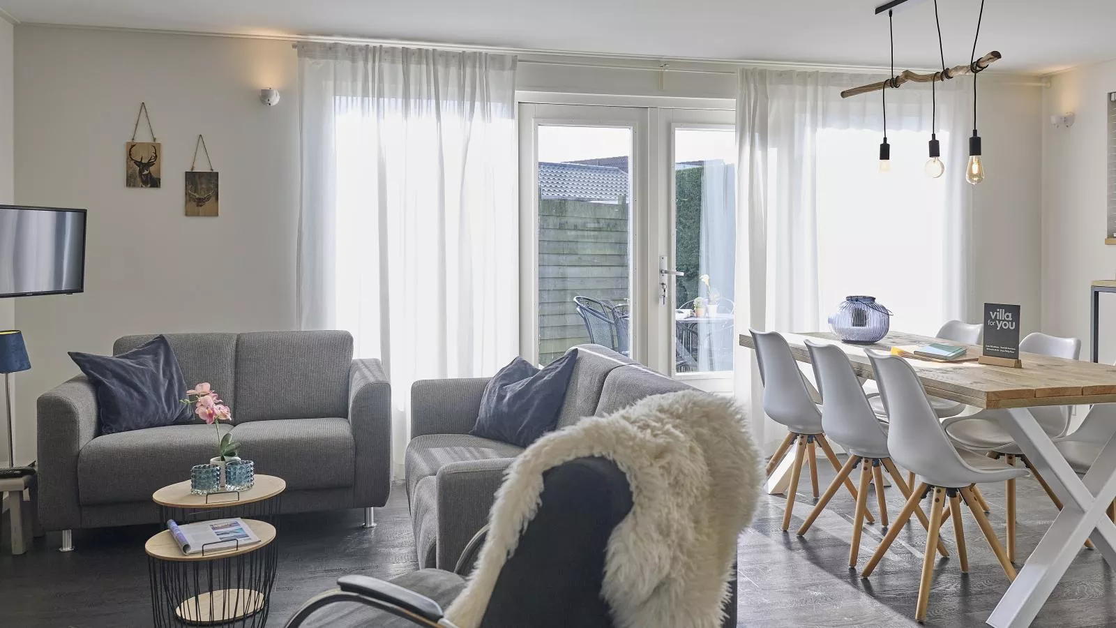 De Zomerbij - Woonkamer