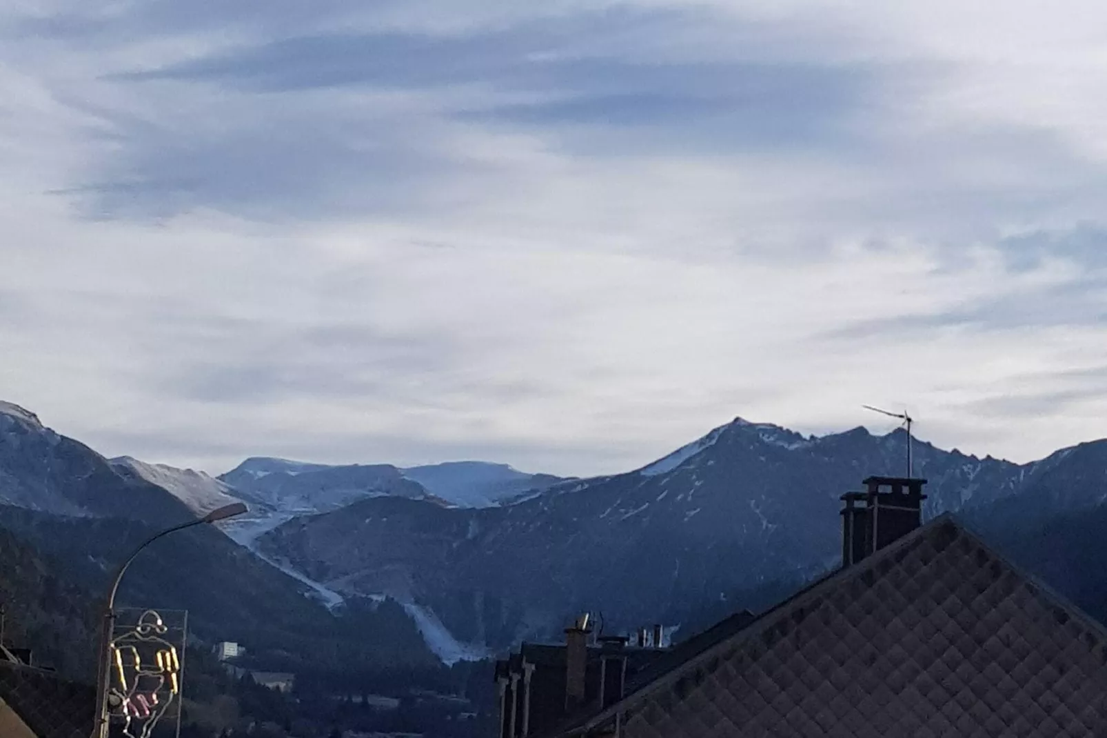 Le Buisson - 4pers Mont Dore Centre - Uitzicht zomer