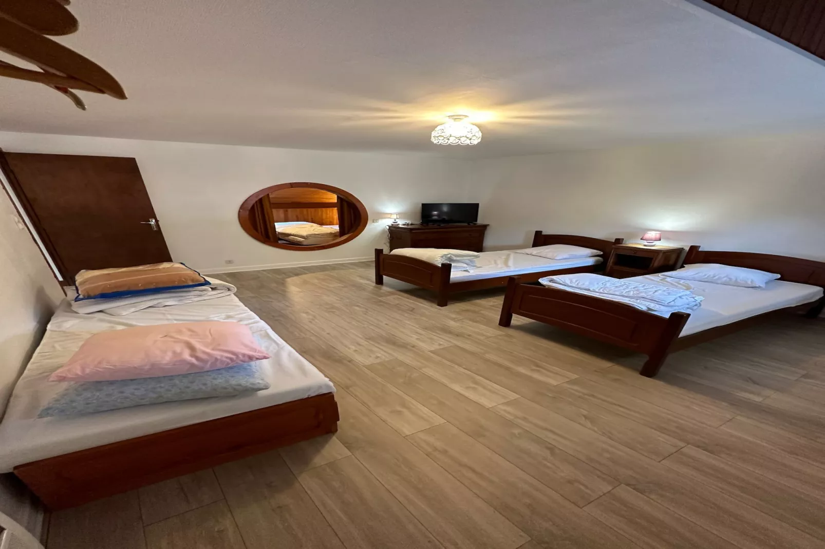 Villa Janchrisma - MontDore - 11pers - Slaapkamer