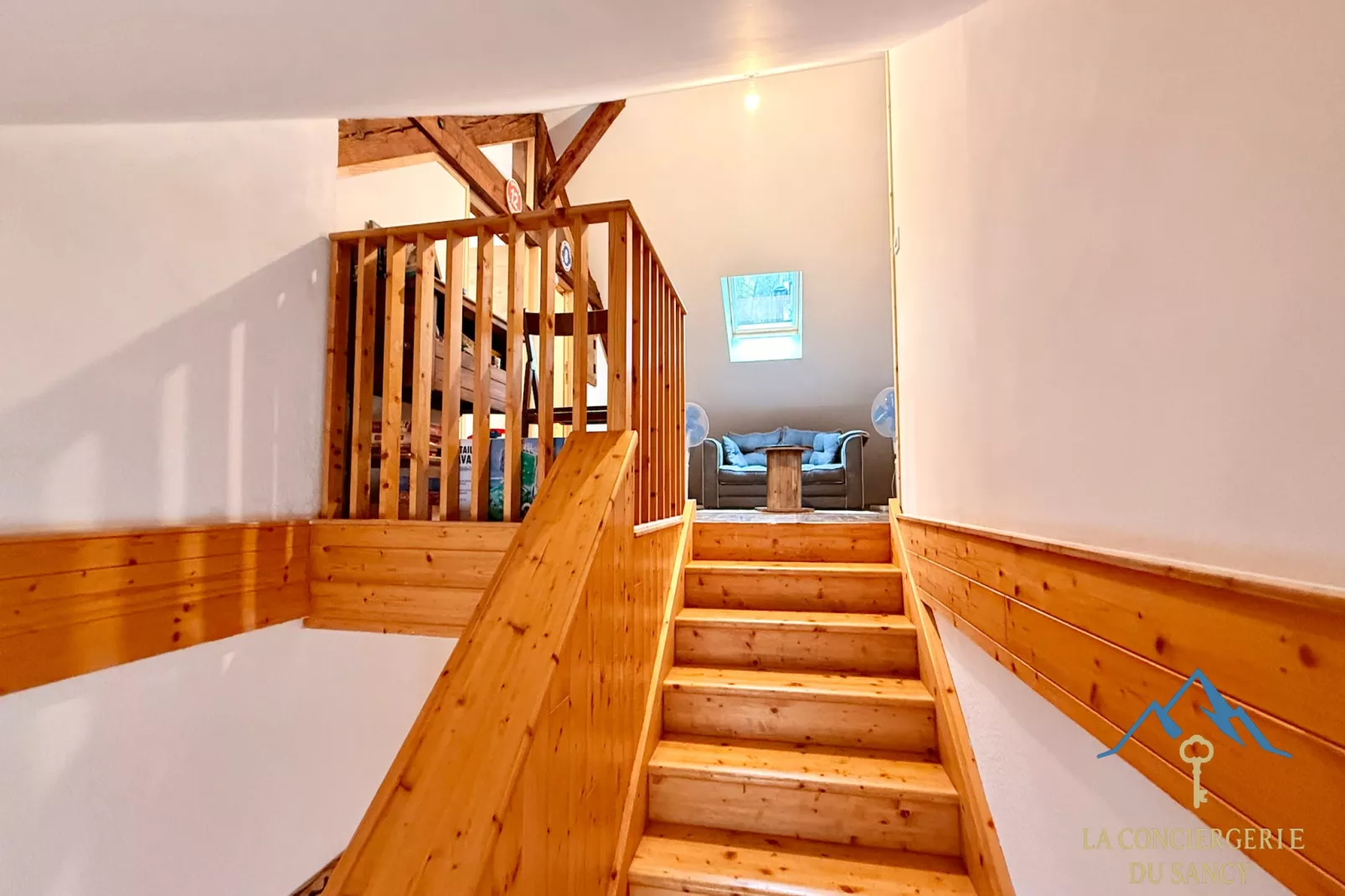 Le Mont Dole Duplex 11 pers - Overloop