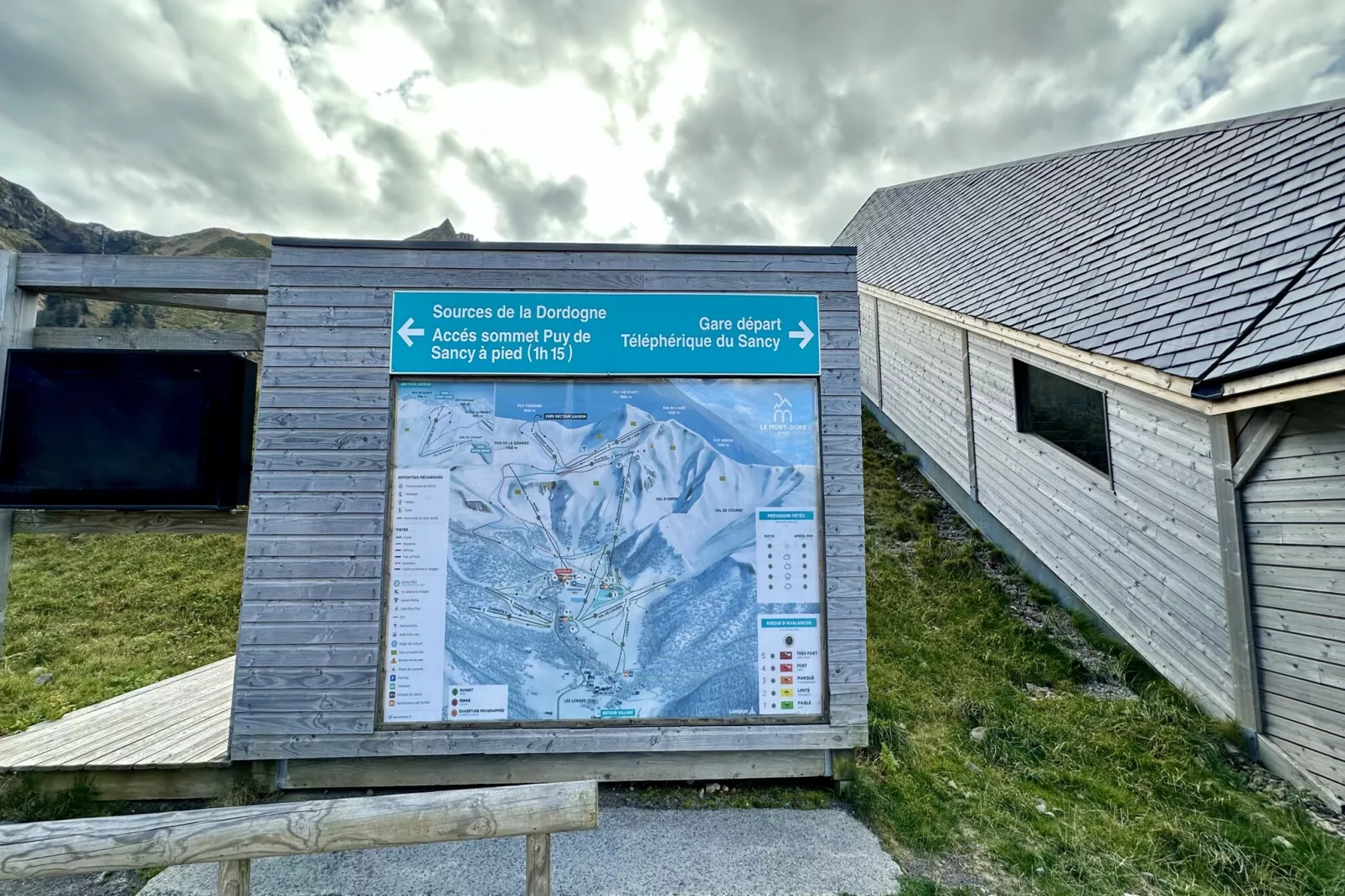 Comme à la maison Le Mont Dore - Buitenlucht