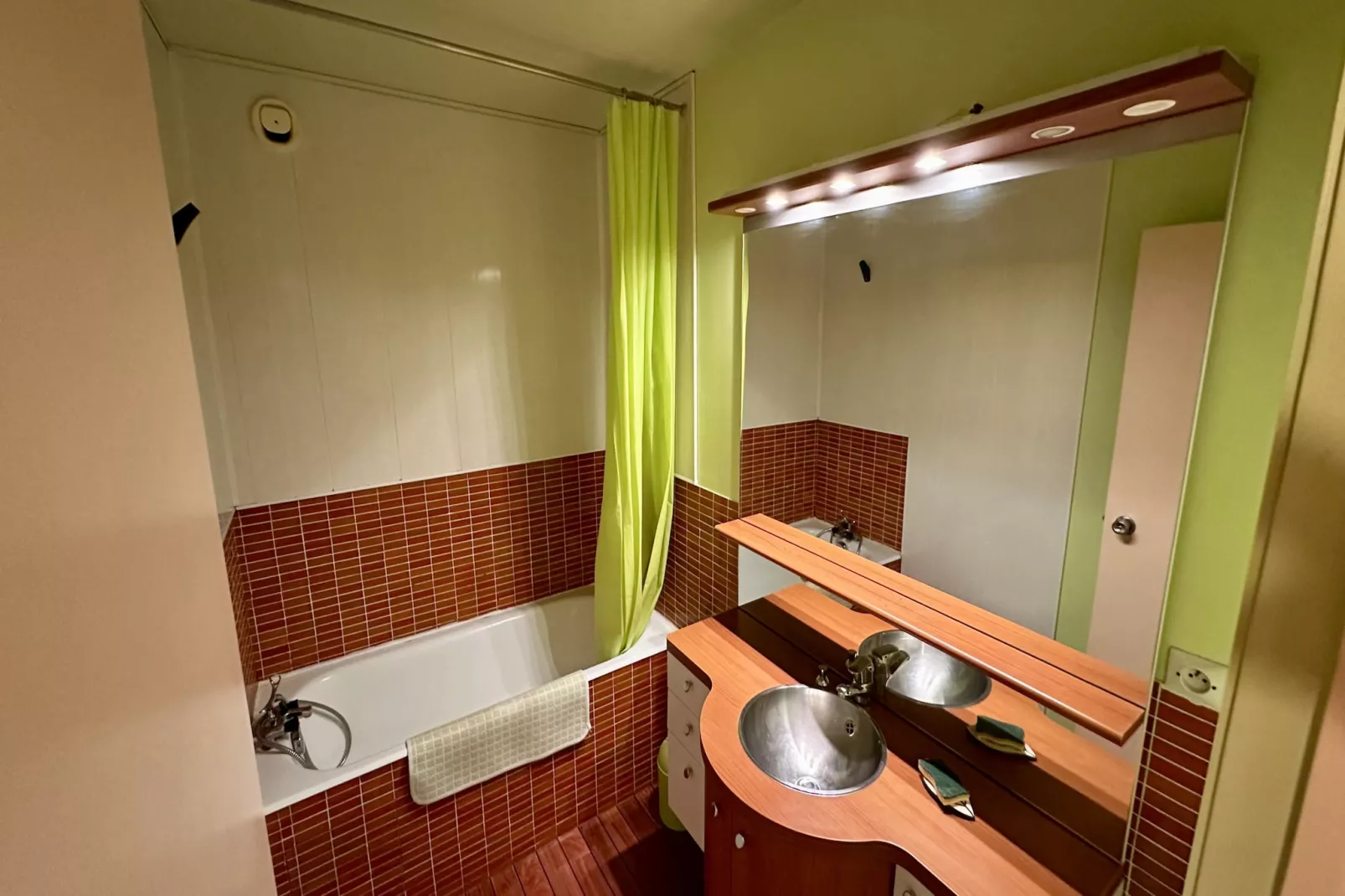 Le Noky Le Mont Dore 5pers-Badkamer