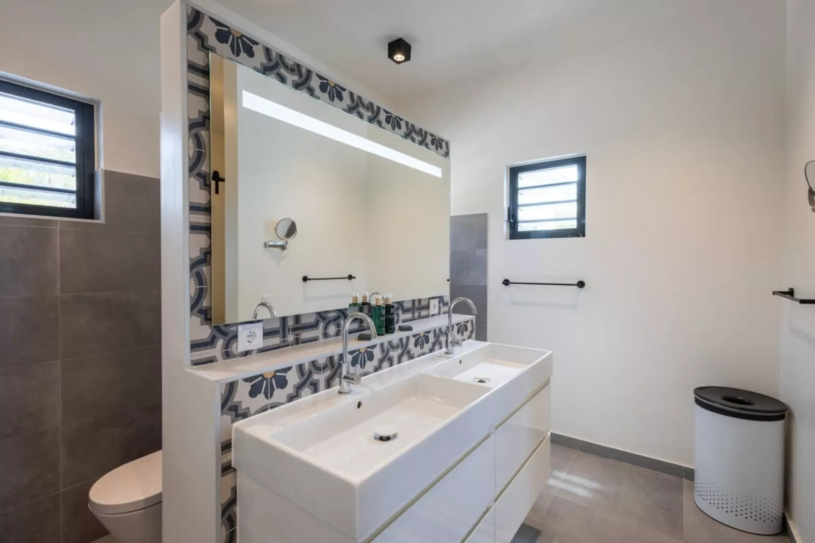 Holidays | 531-Badkamer