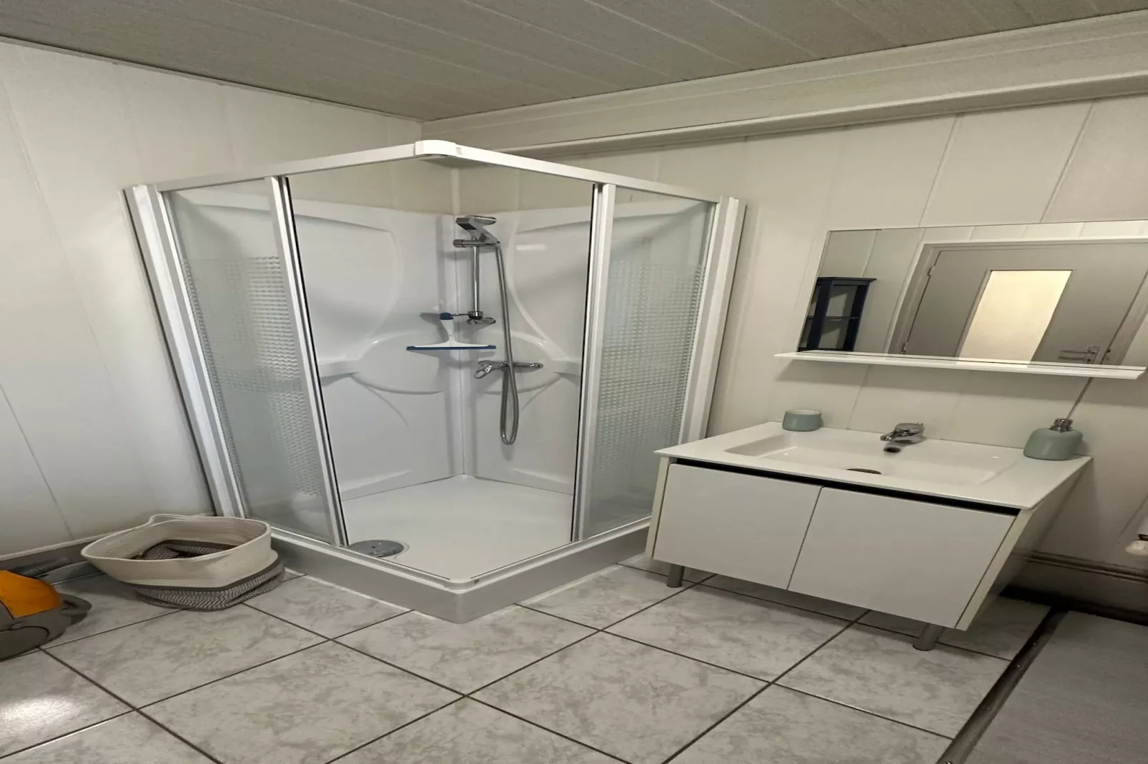 Villa Stella - La Bourboule 8pers - Badkamer