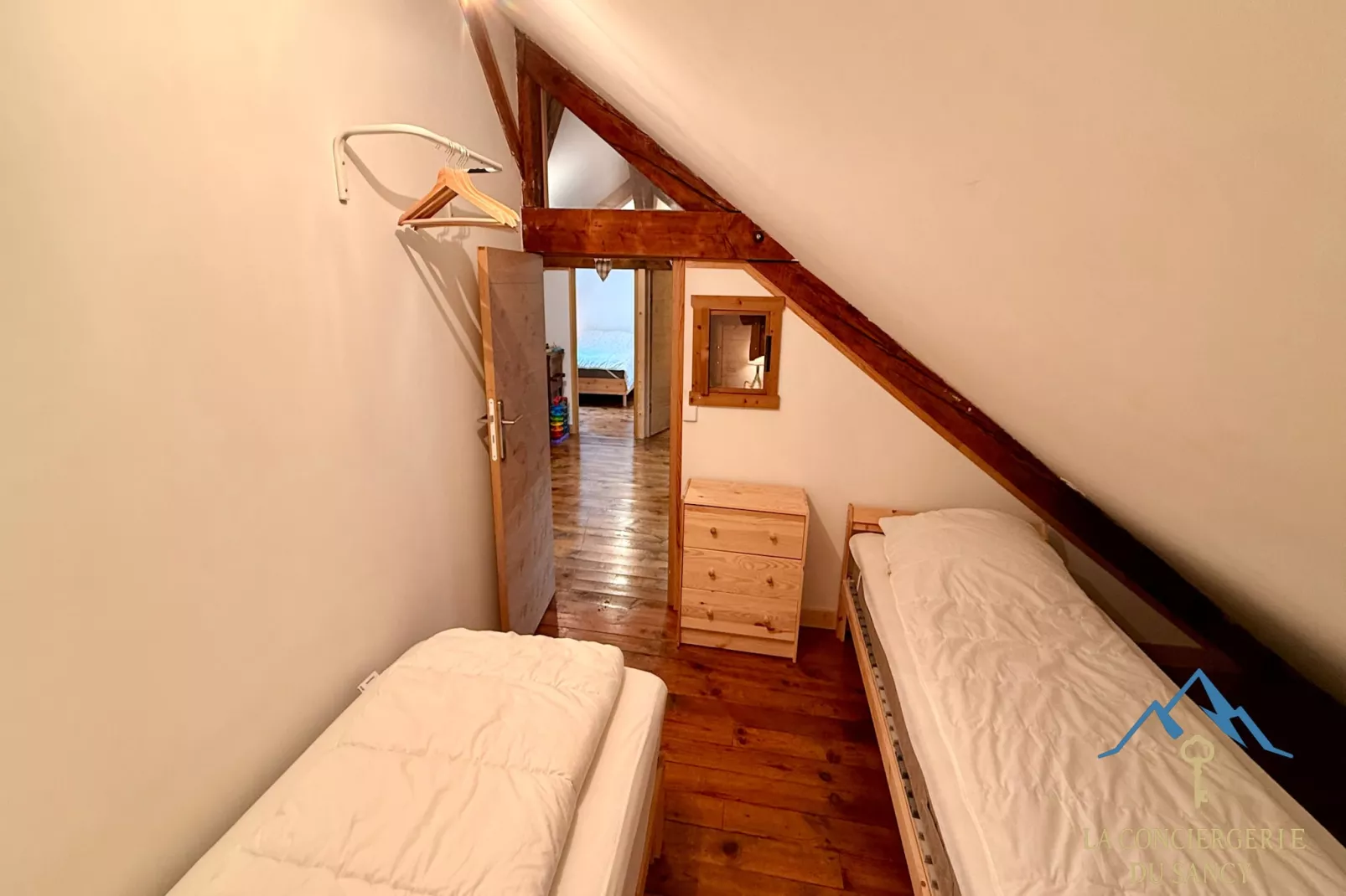 Le Mont Dole Duplex 11 pers - Slaapkamer