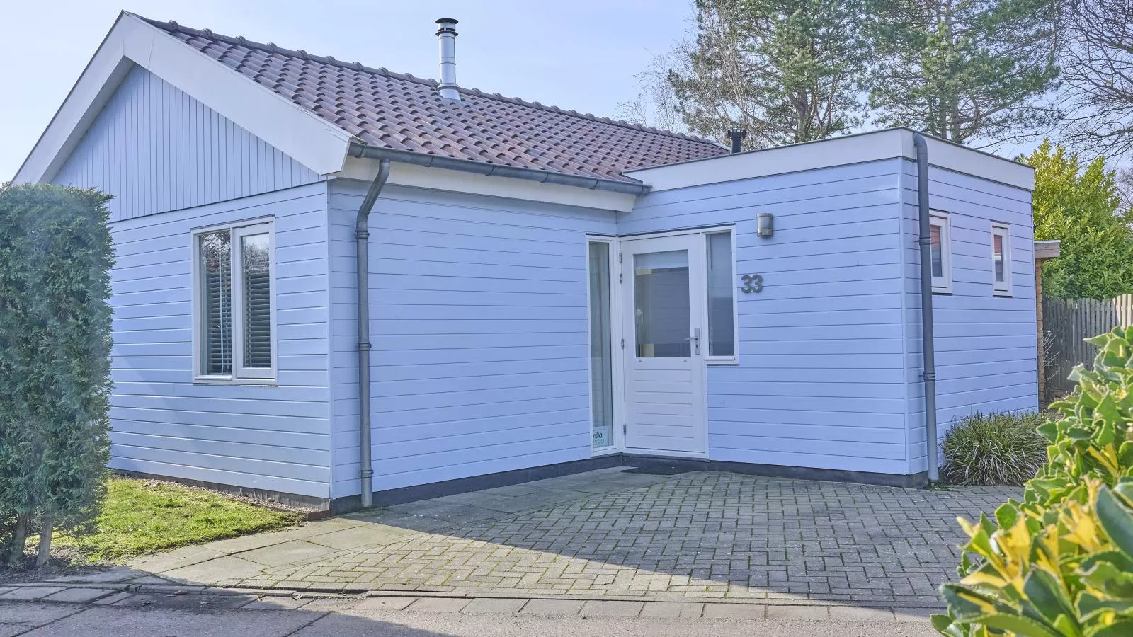 De Zomerbij - Buitenkant zomer