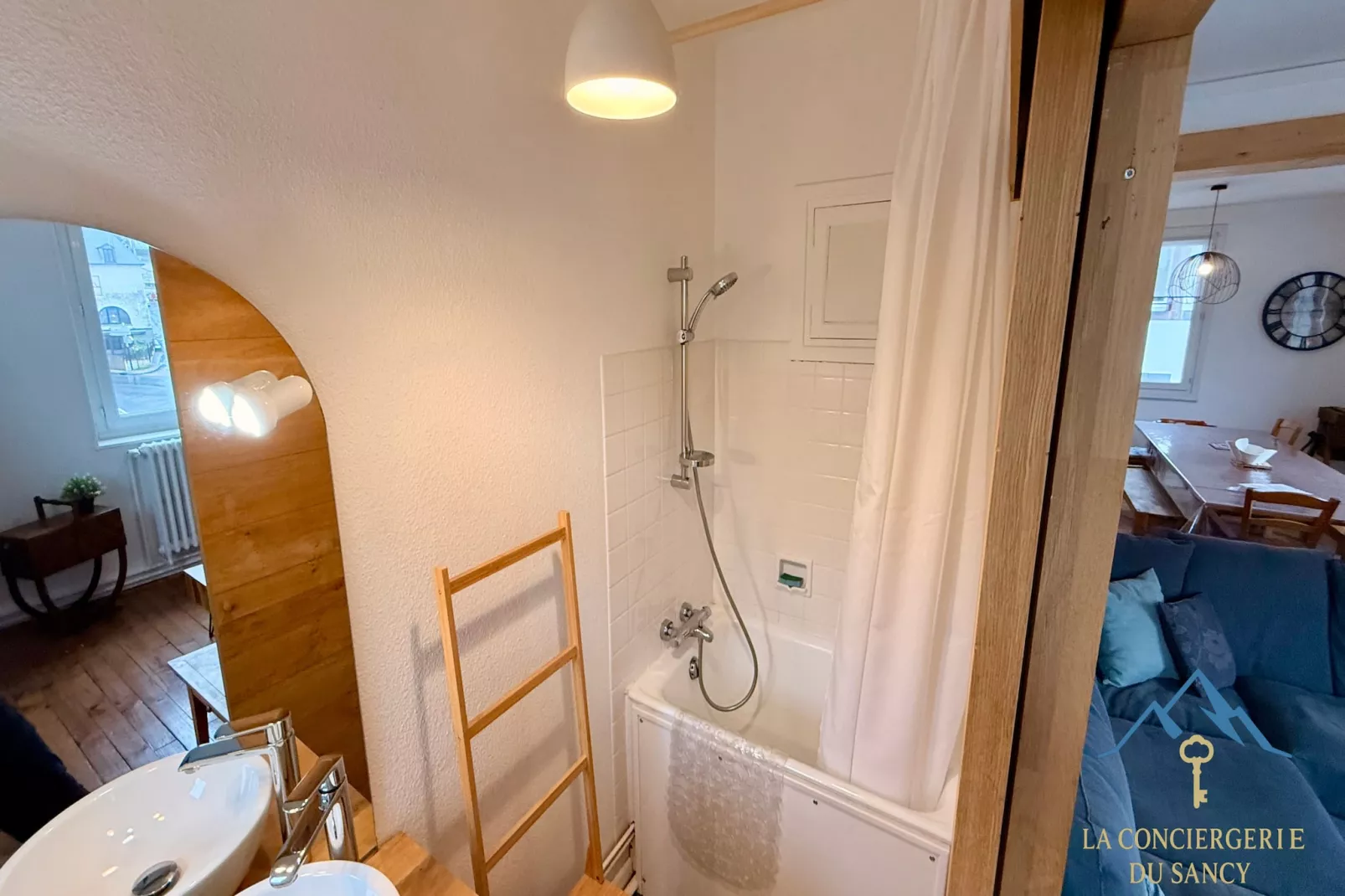 Le Mont Dole Duplex 11 pers - Badkamer