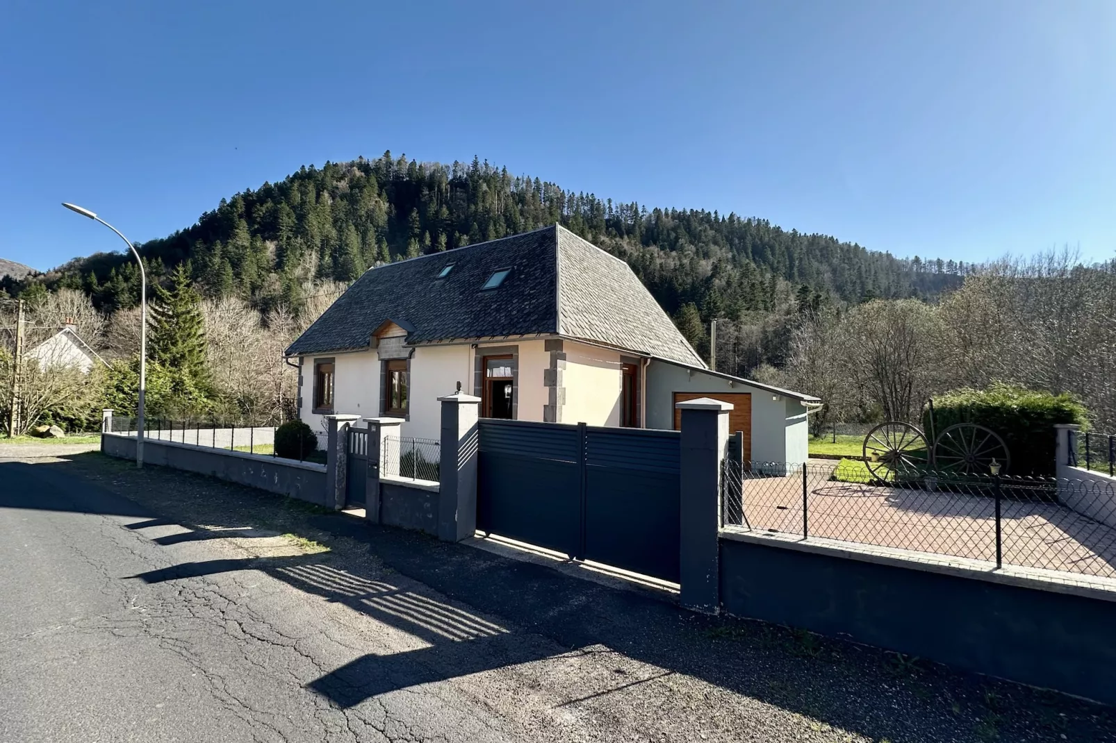 L'école du Hameau - Mont Dore 9 pers - Buitenlucht