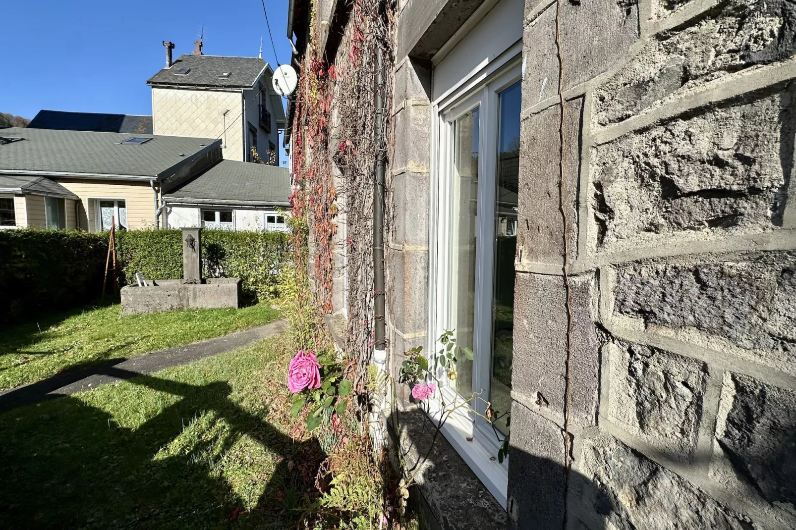 Villa Les Moullières de l’eau 14pers Le Mont Dore - Tuinen zomer