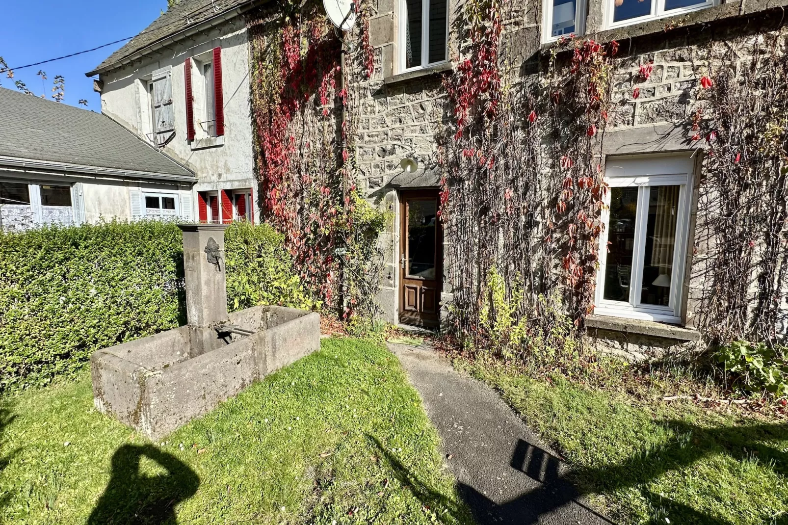 Villa Les Moullières de l’eau 14pers Le Mont Dore - Tuinen zomer