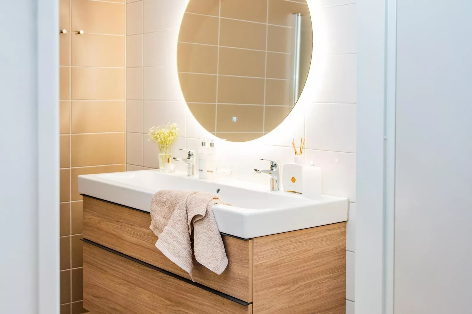 Steenpatrijs 17-06-Badkamer