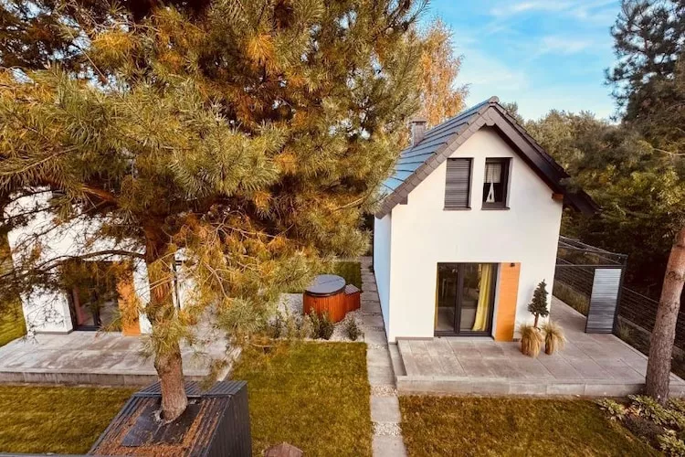 Dom wakacyjny Wilcza 12a dla 5 osób-Buitenkant zomer