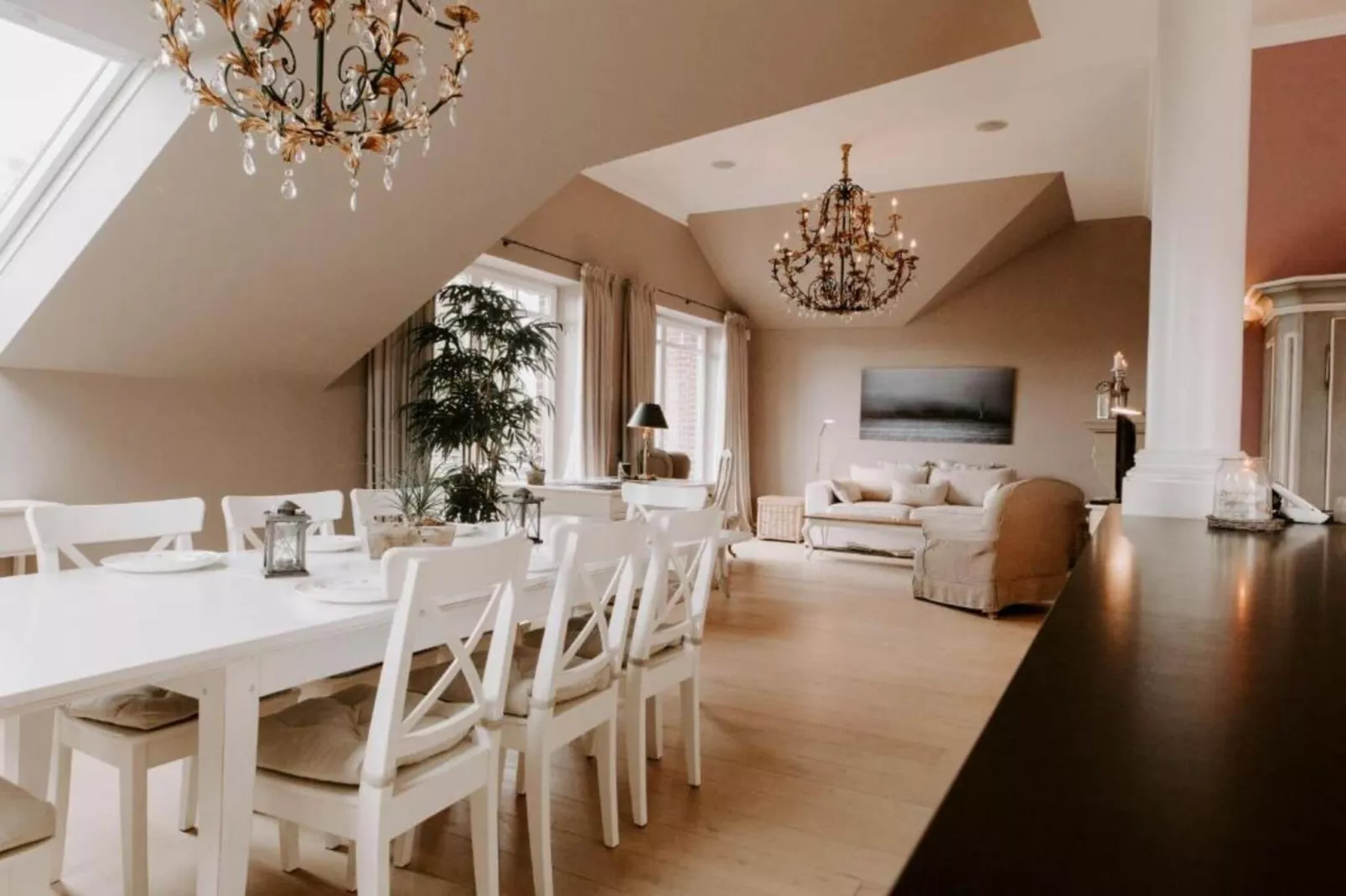 Penthouse Suite 7 adults-Eetkamer