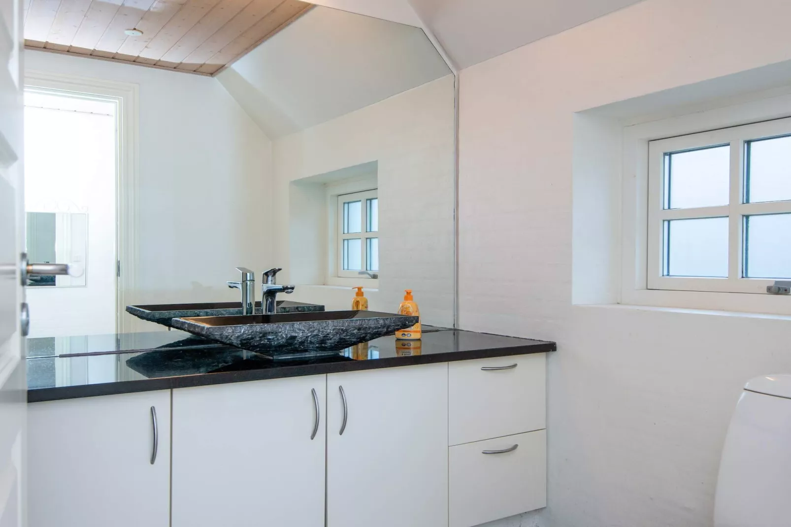 Luxe zwembadhuis nabij zee -- By Traum Ferienwohnungen-Binnen