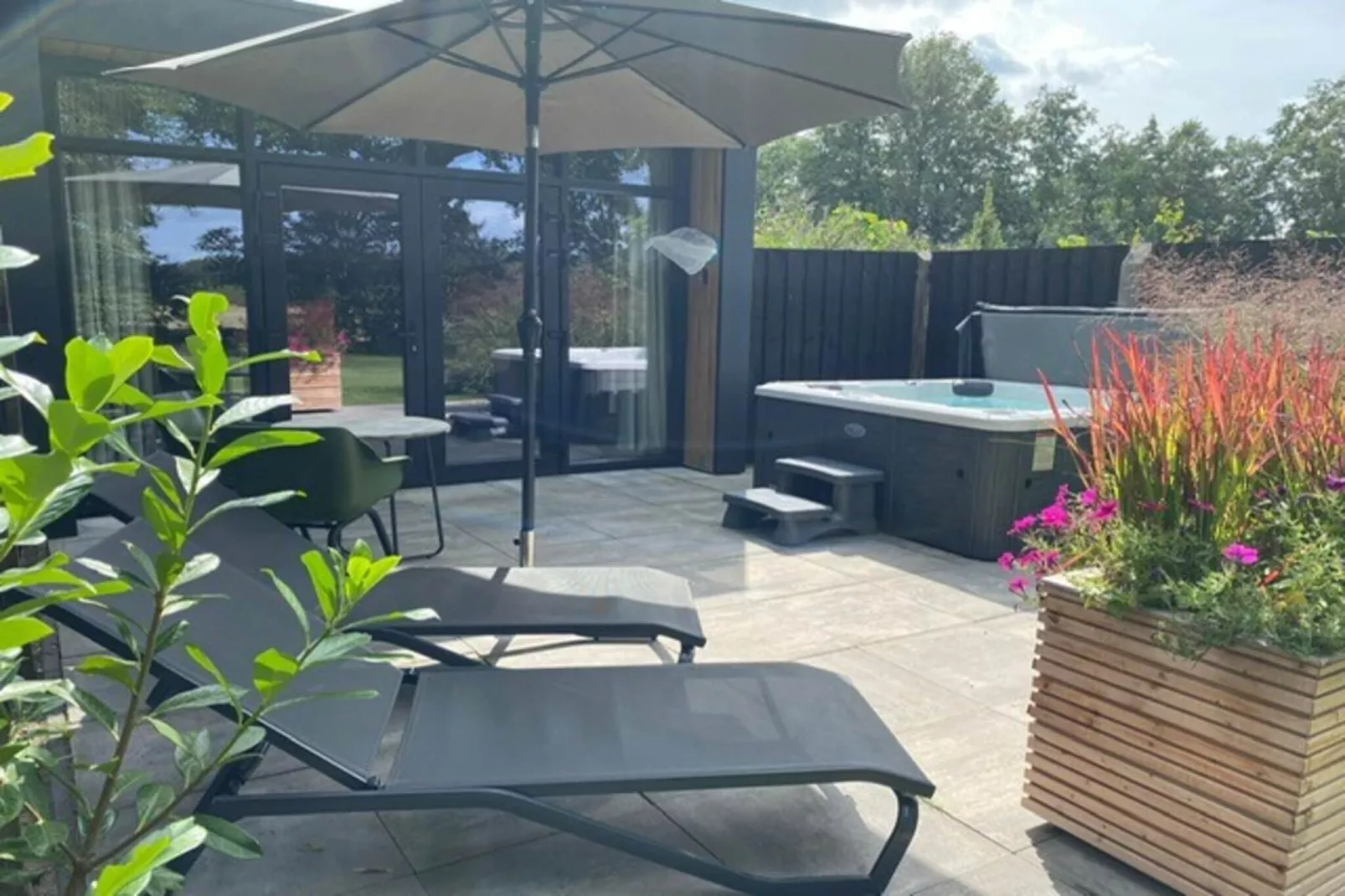 Wellnesslodge Merel 2p-Terrasbalkon