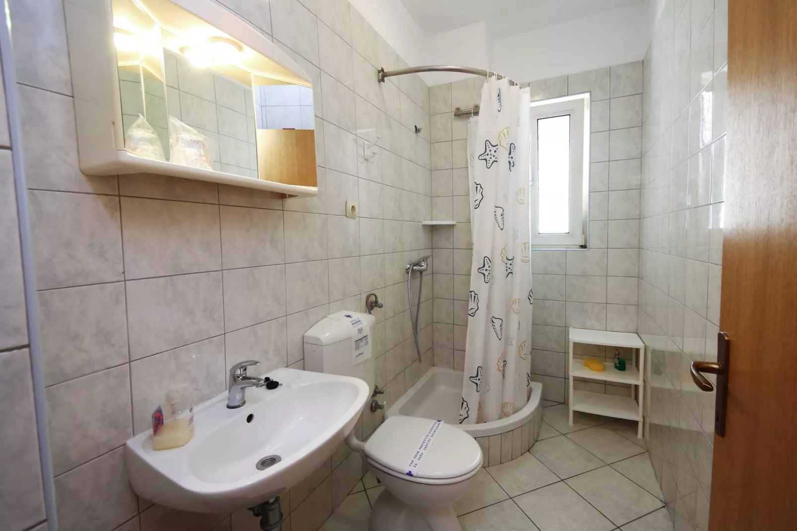 Apartments & Rooms Villa Petra - Double Room (S3) - Badkamer