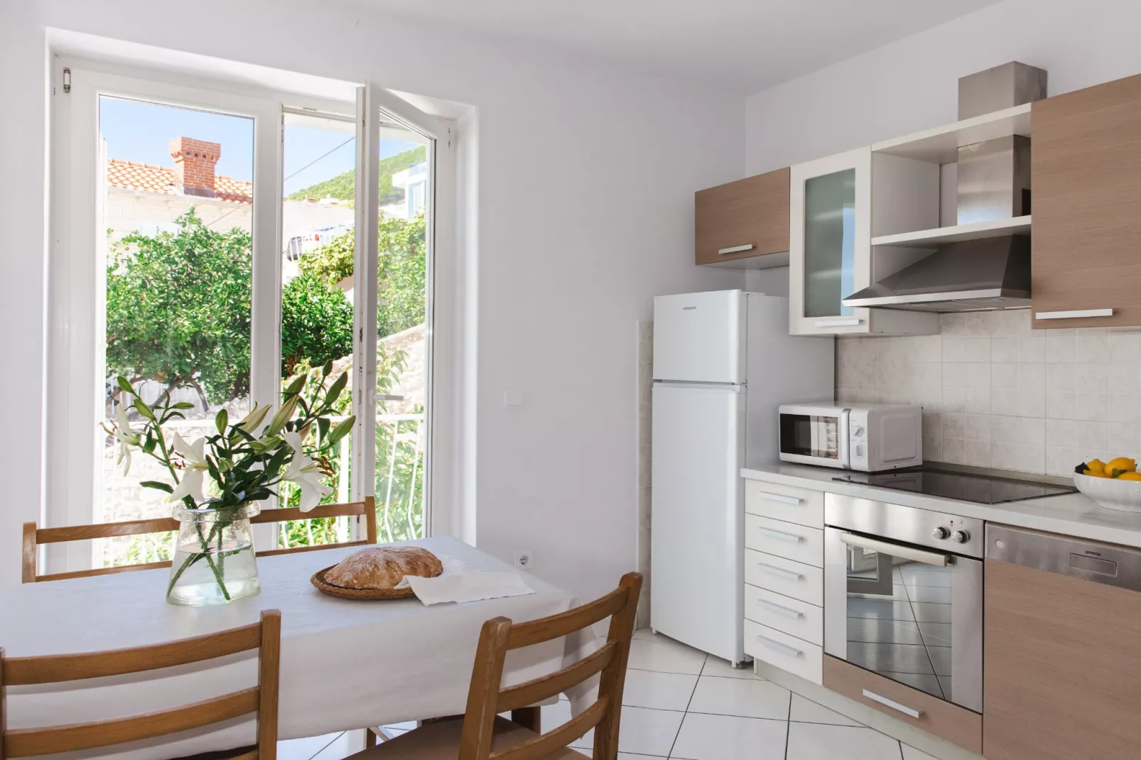 Apartments Bonavista - Superior Two Bedroom Apartment with Balcony and Sea View (A1) - Keuken