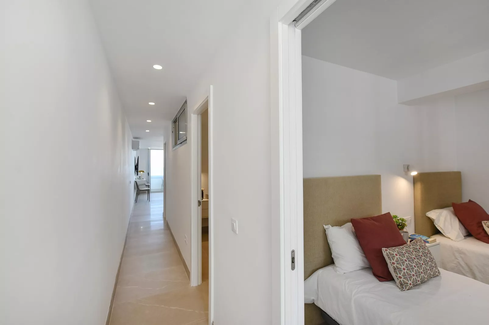 NASAS 12										-Slaapkamer