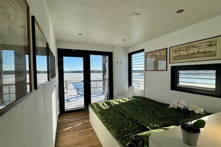 Hausboot Family & Friends mit Hund LP 8 / 3 Personen-Slaapkamer