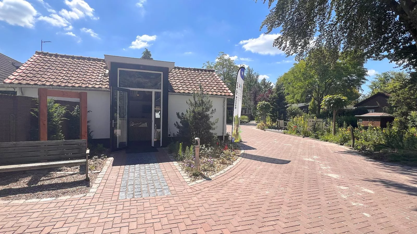 De Mier-Hal-ontvangst