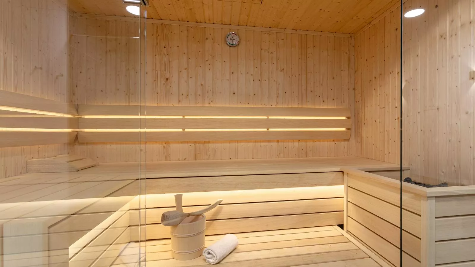 Tauernlodge Eben D3 Large-Sauna