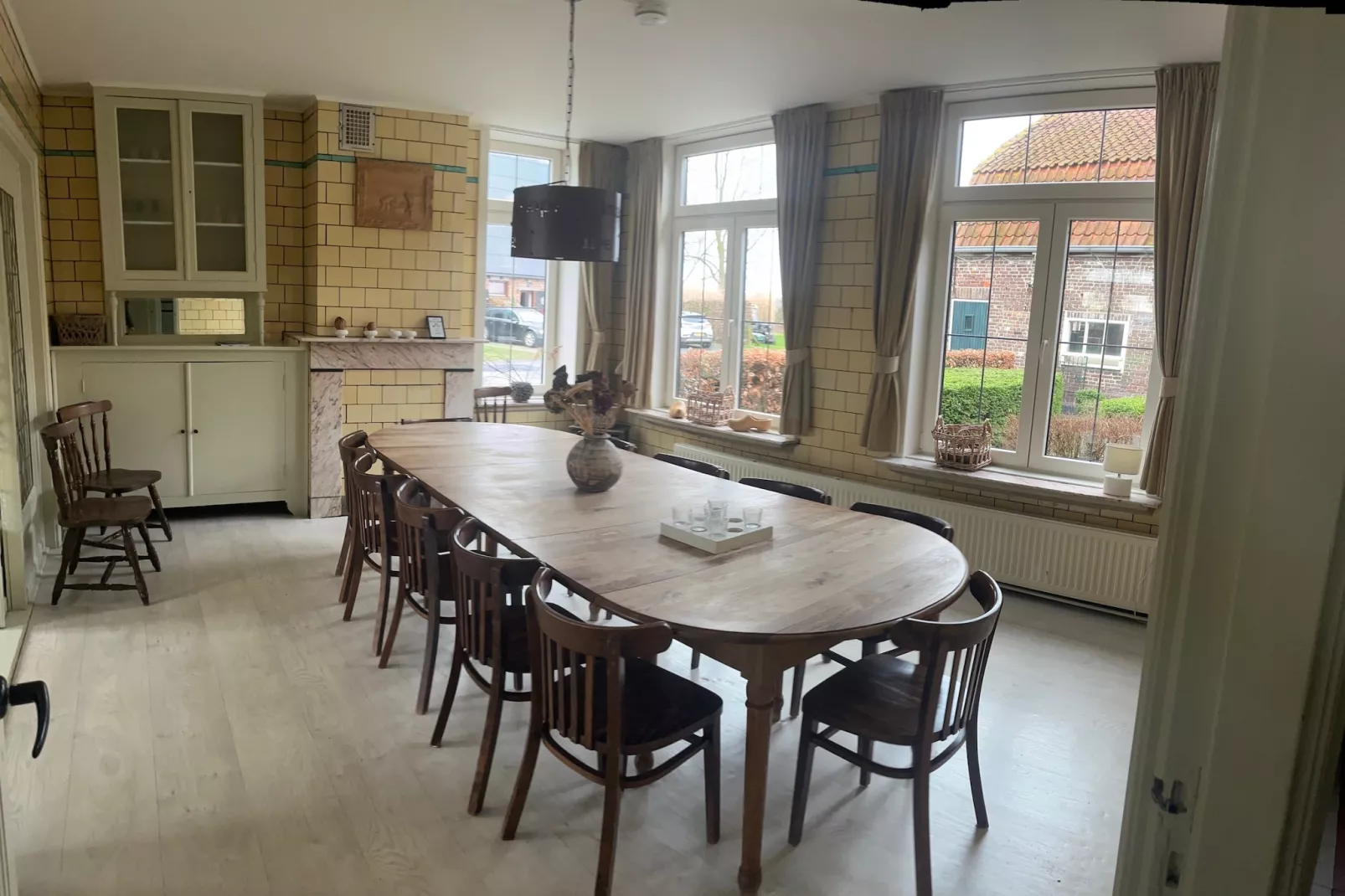 De Biezenpolder 't Groothuus - Eetkamer