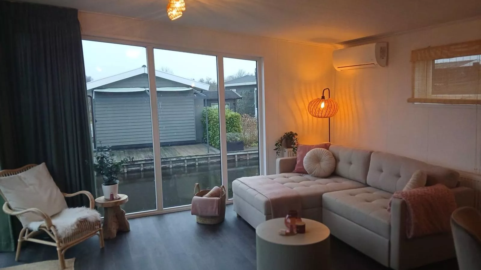 Joy of Giethoorn - Woonkamer