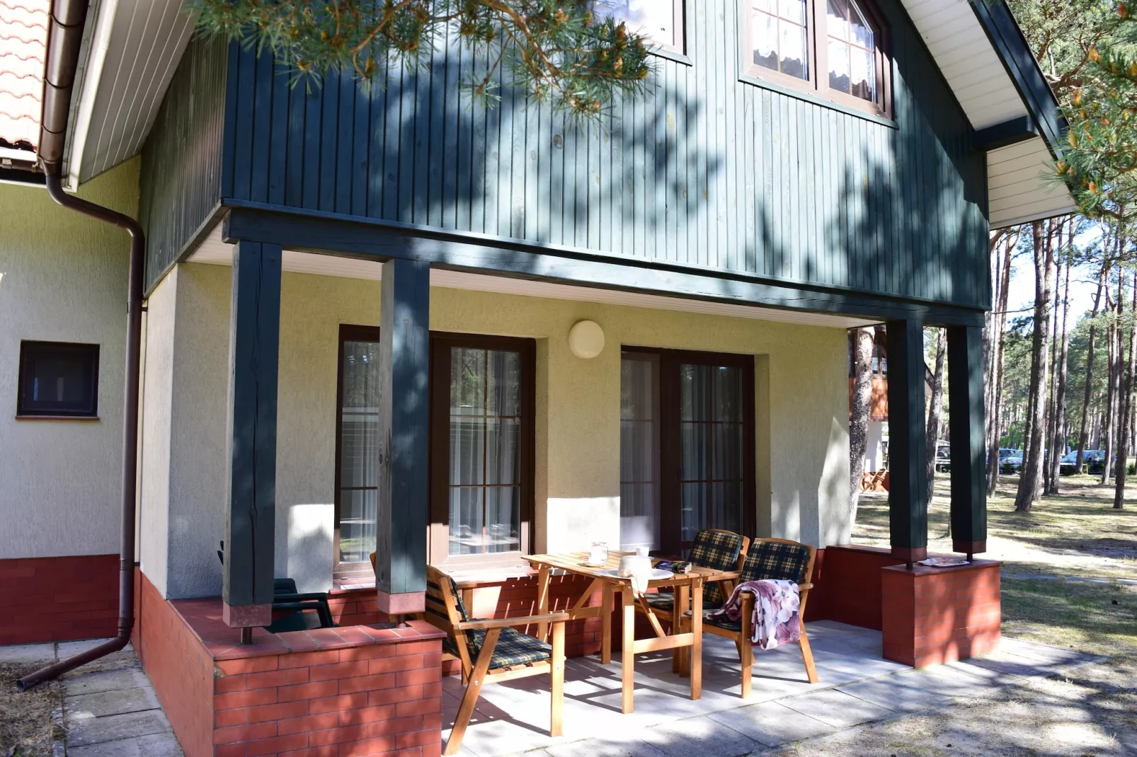 Piętrzowe domy wakacyjne w Rowach dla max 5 osób-Terrasbalkon