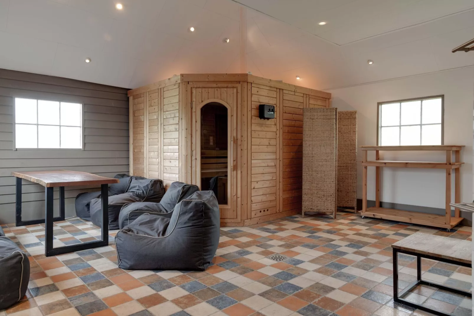 Langedijk 2 -10 persoons villa met sauna en spa extra kosten voor gebruik-Wellness