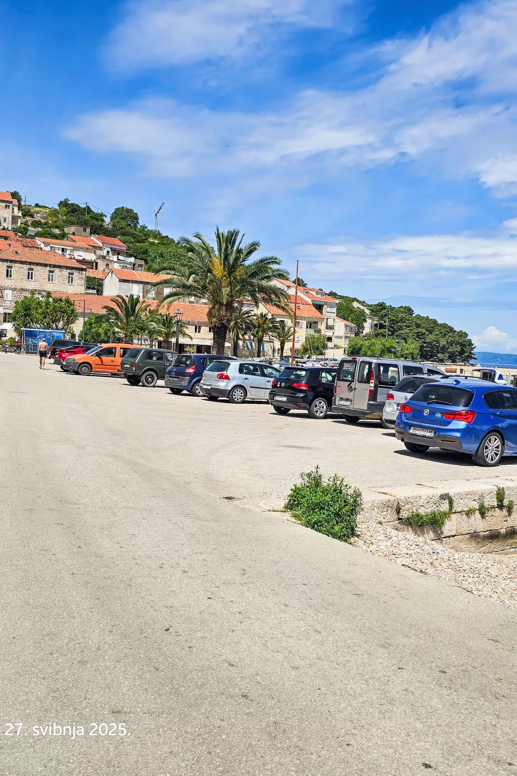 "Antun" am Strand - Buiten