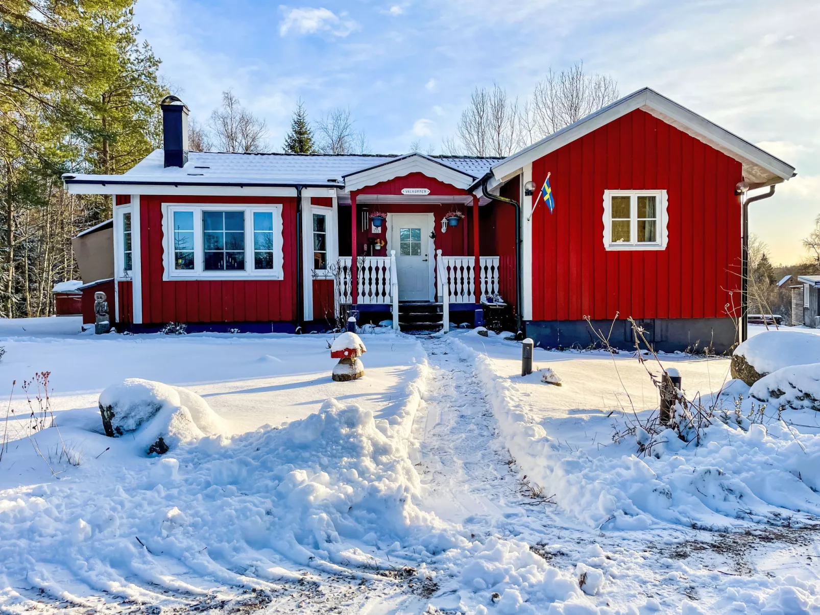 Idyllisch gelegenes, ebenerdiges Haus mit Terrasse - Buiten