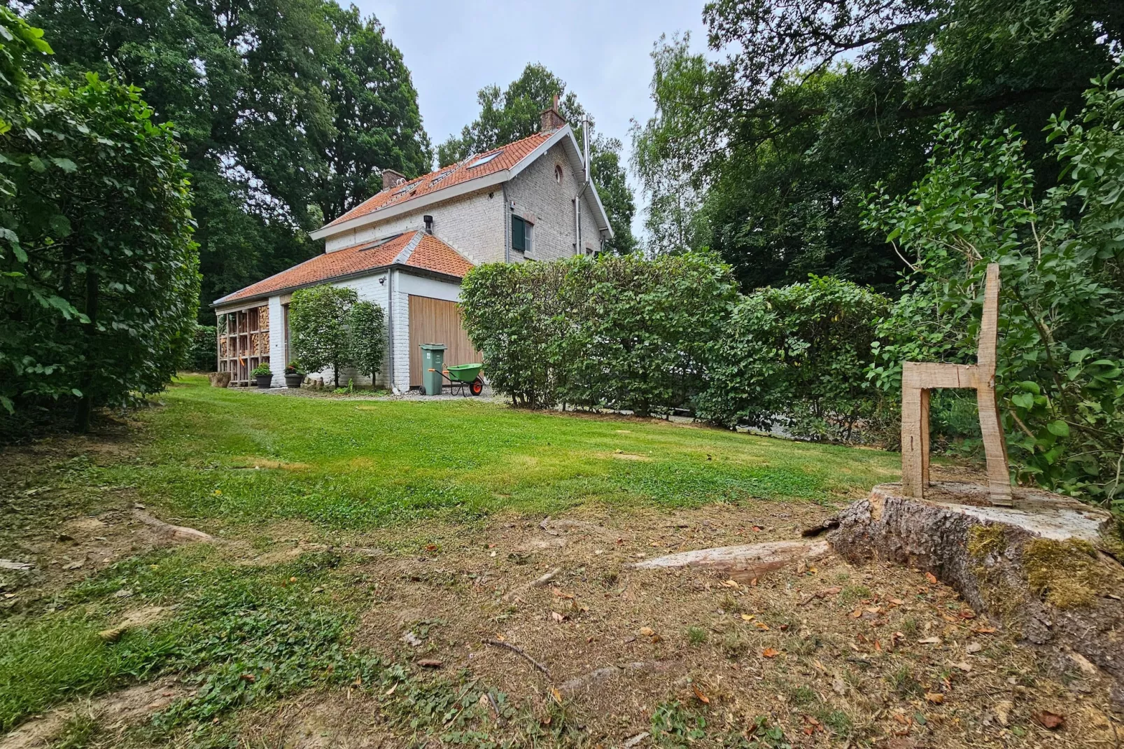 Au Lit de la Canelle - Buitenkant zomer