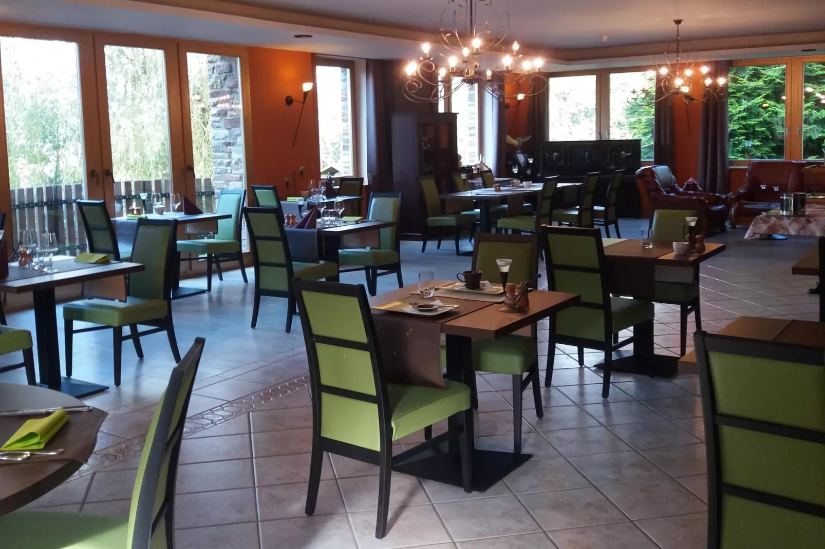 Les 5 Ourthes - Faciliteiten