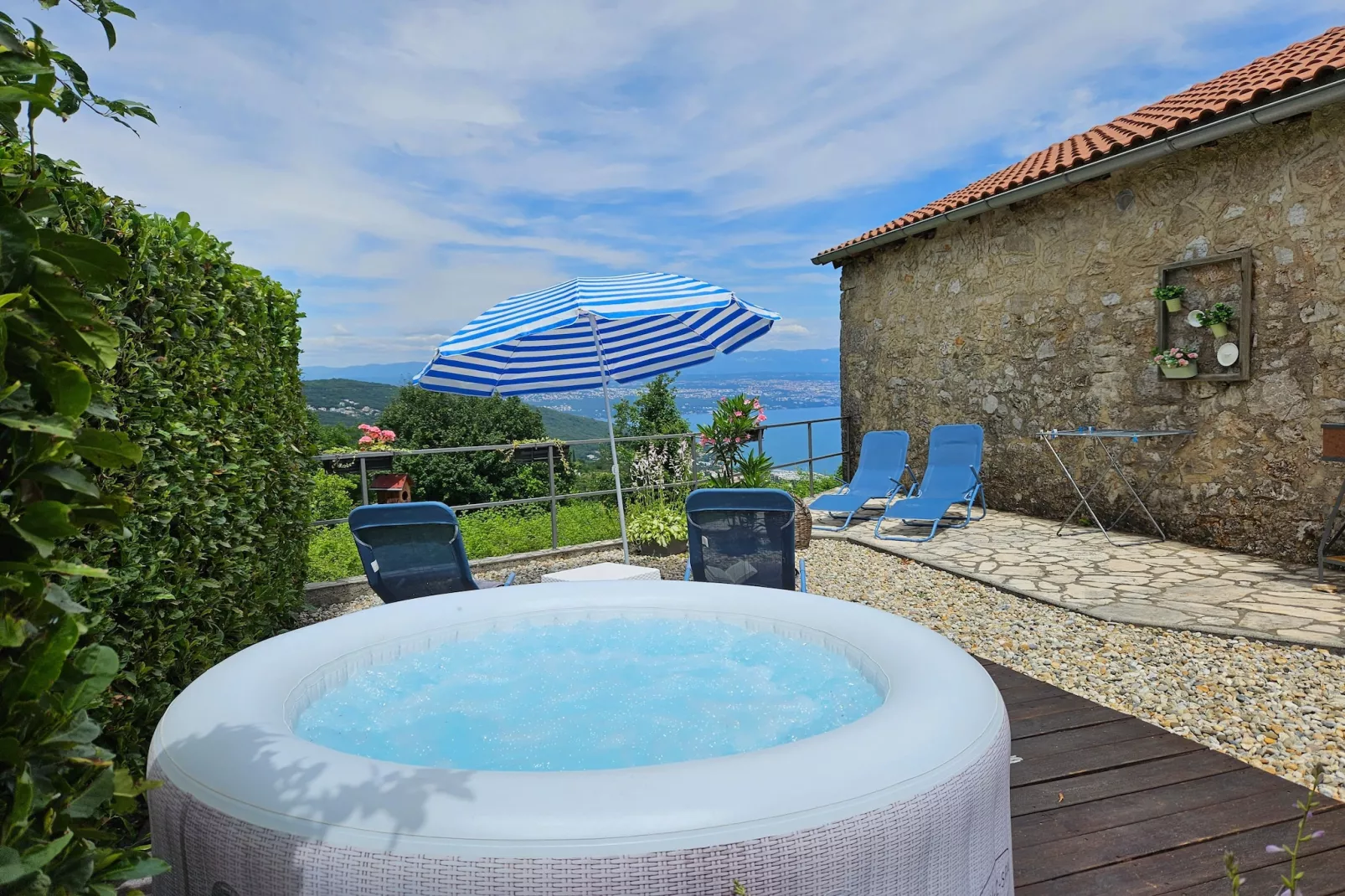 Holiday home Iva - Lovran Dobrec - ca 80 qm für 4 Pers - Buitenkant zomer