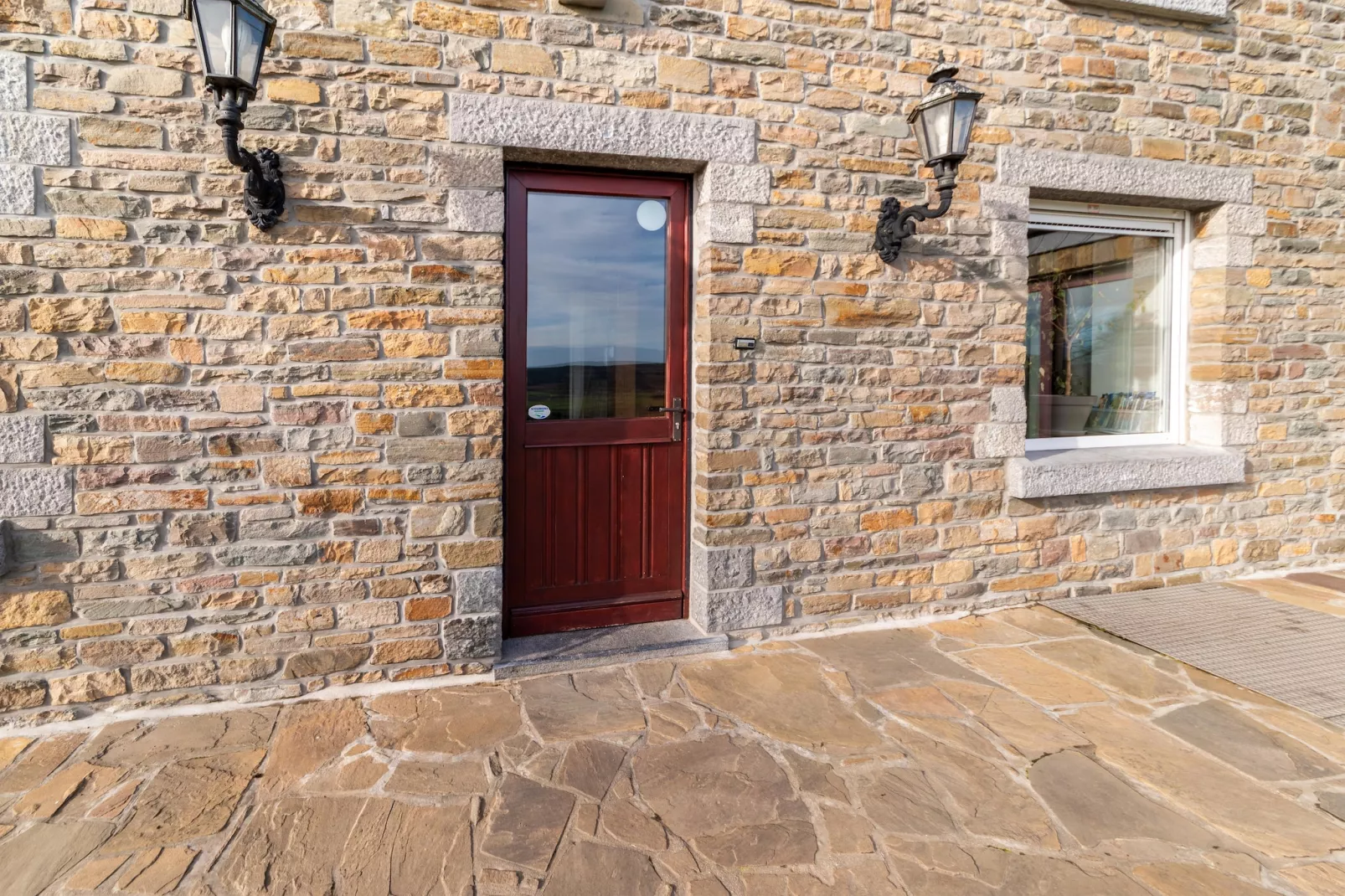 Les Charmes - Buitenkant zomer